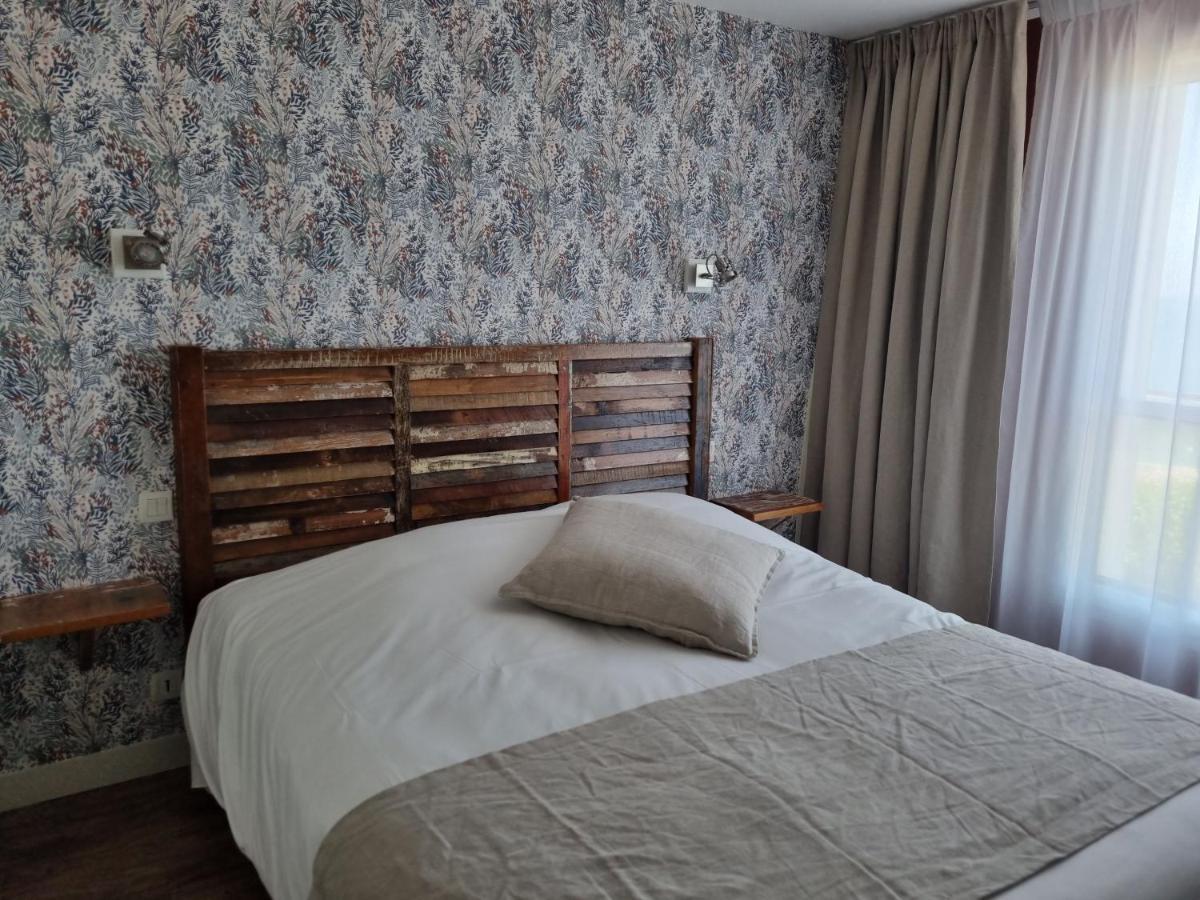 Hotel Vauban เลอปาเลส์ ภายนอก รูปภาพ