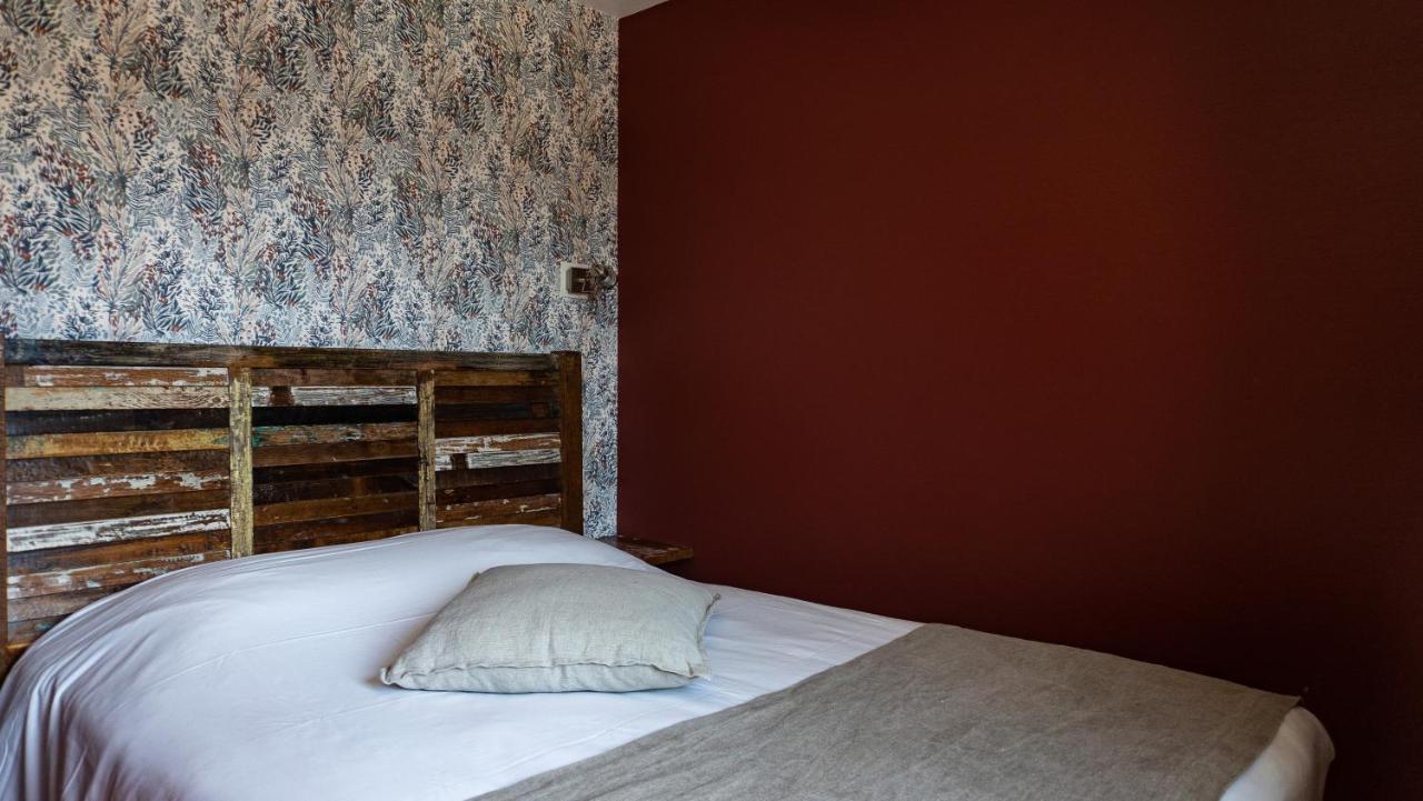 Hotel Vauban เลอปาเลส์ ภายนอก รูปภาพ