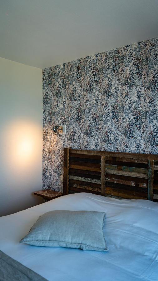 Hotel Vauban เลอปาเลส์ ภายนอก รูปภาพ